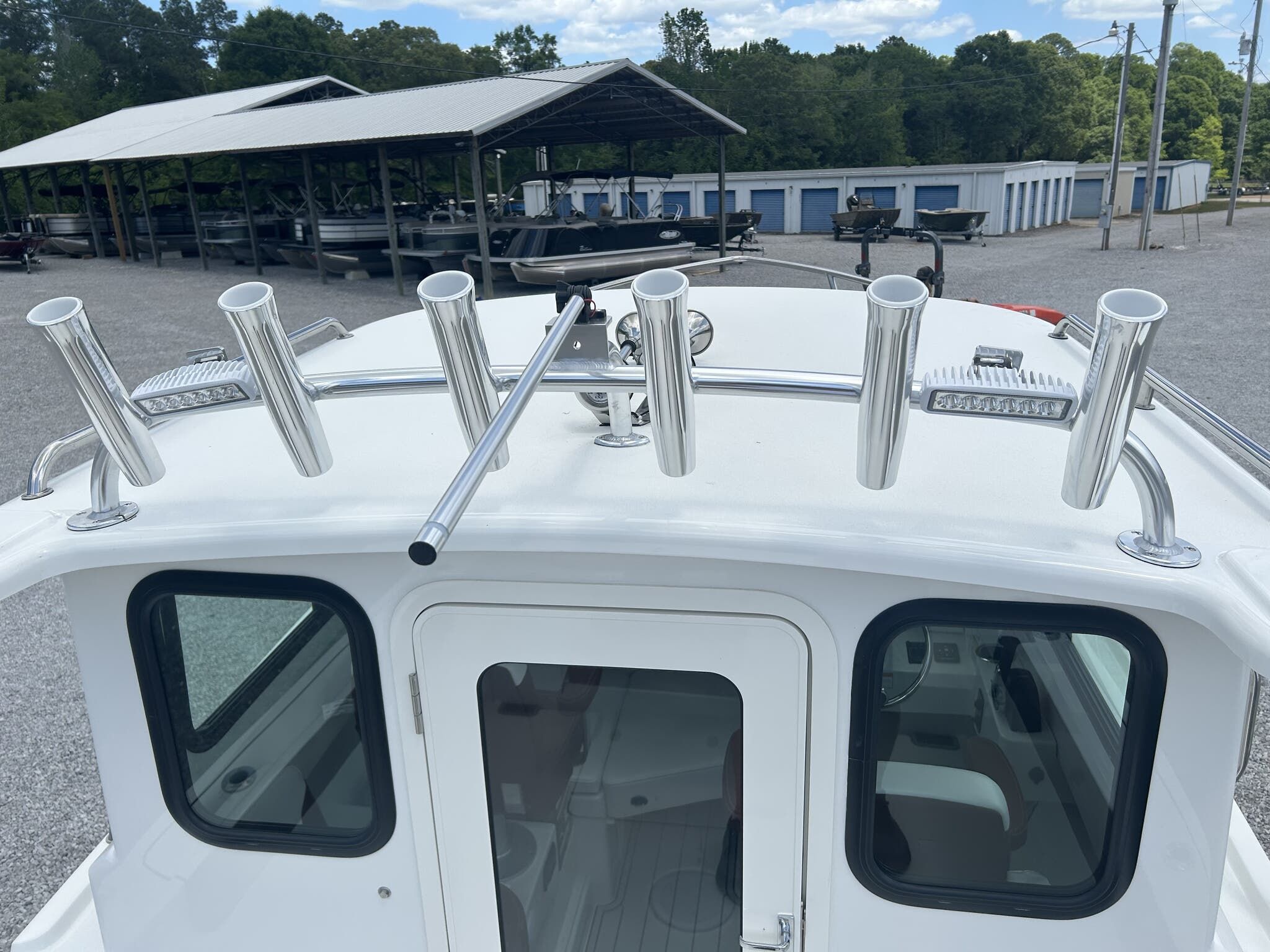 2026 Parker 227 Explorer WITH AC AND SEAKEEPER RIDE - 6