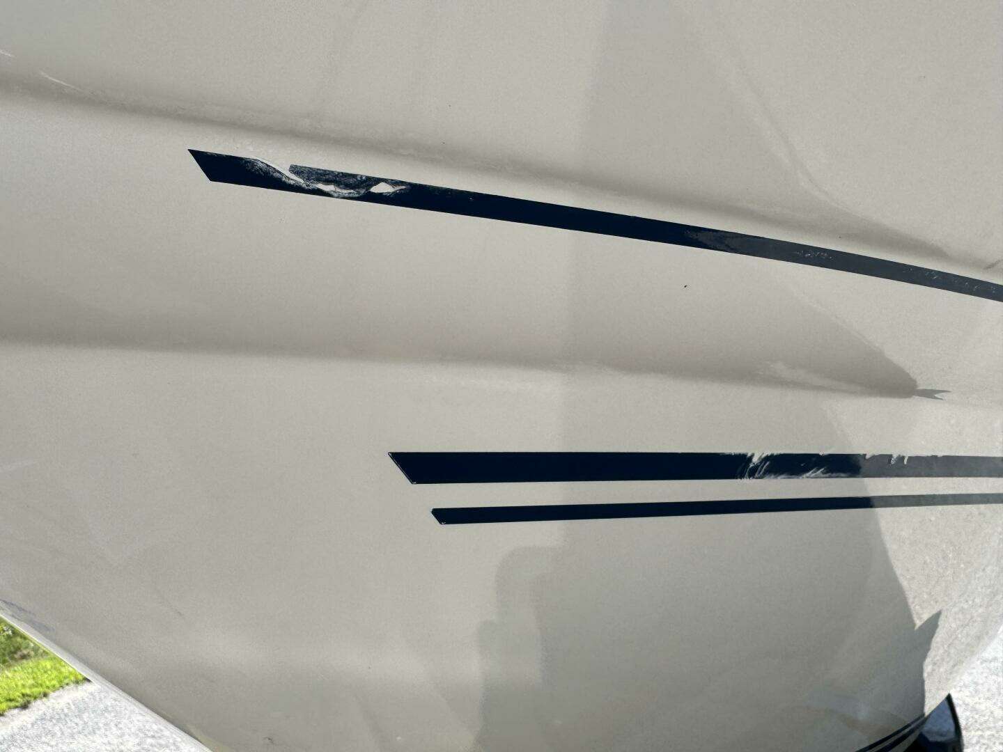 1999 Sea Ray 215 Express Cruiser - Image 172