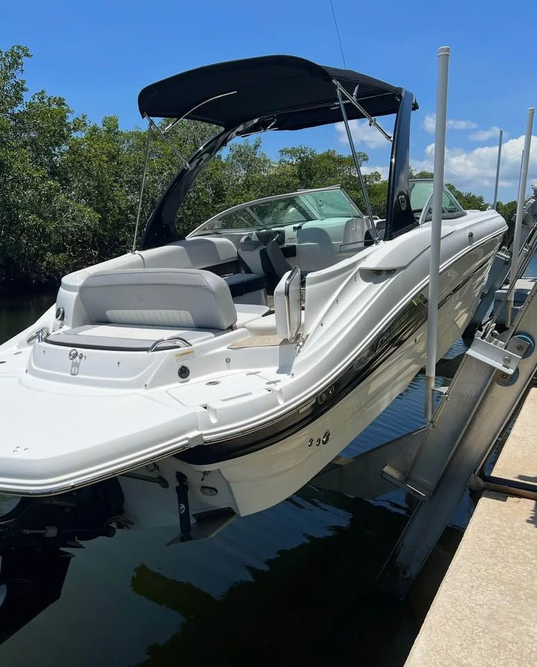 2016 Cruisers Sport Series 29SS boat on a lift.