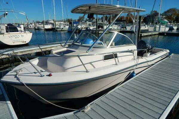 1997 Grady-White 208 Adventure