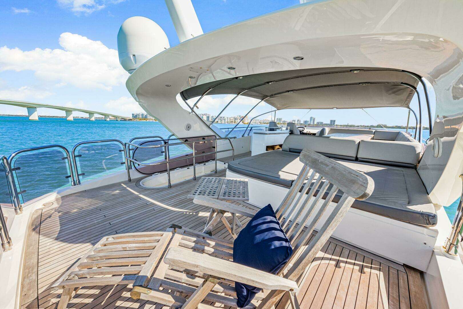 2014 Princess Y72 - Image 109