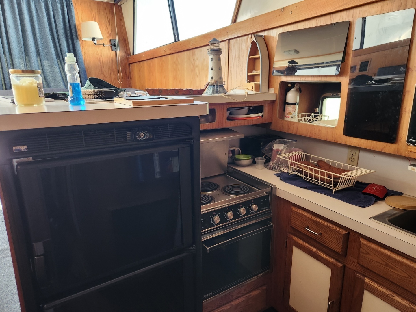 1987 Luhrs Convertible - Image 14
