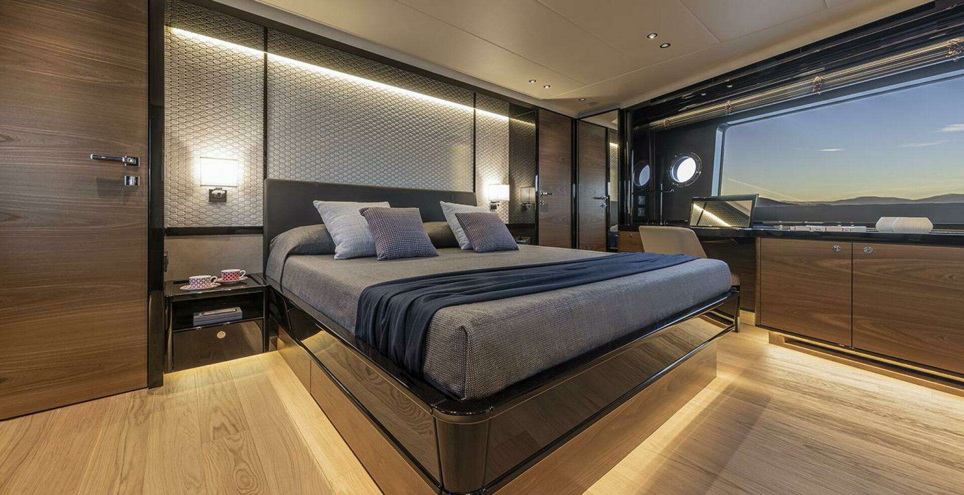 2027 Absolute Navetta 75 - Image 27