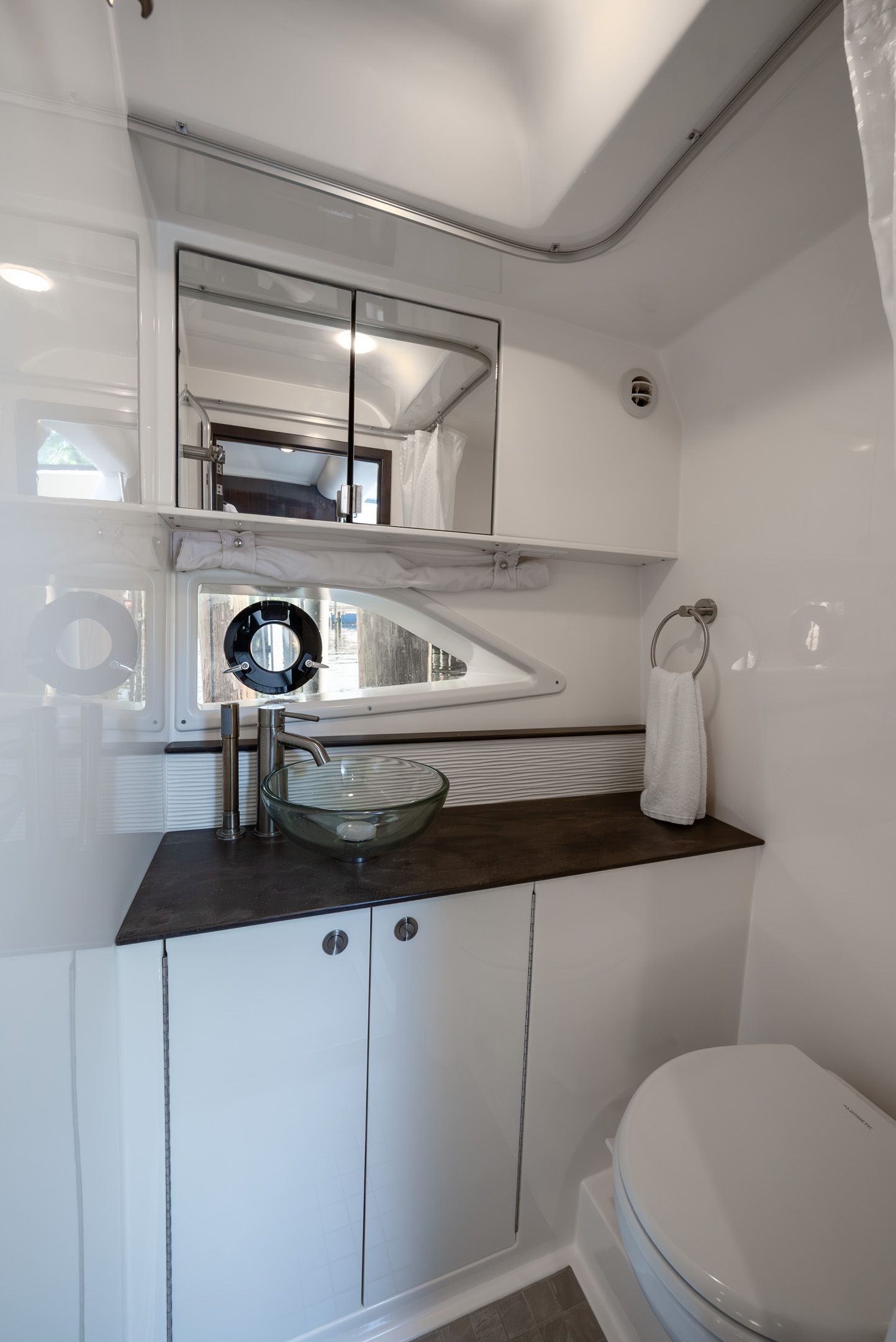 2020 Sea Ray Sundancer 320 - 33