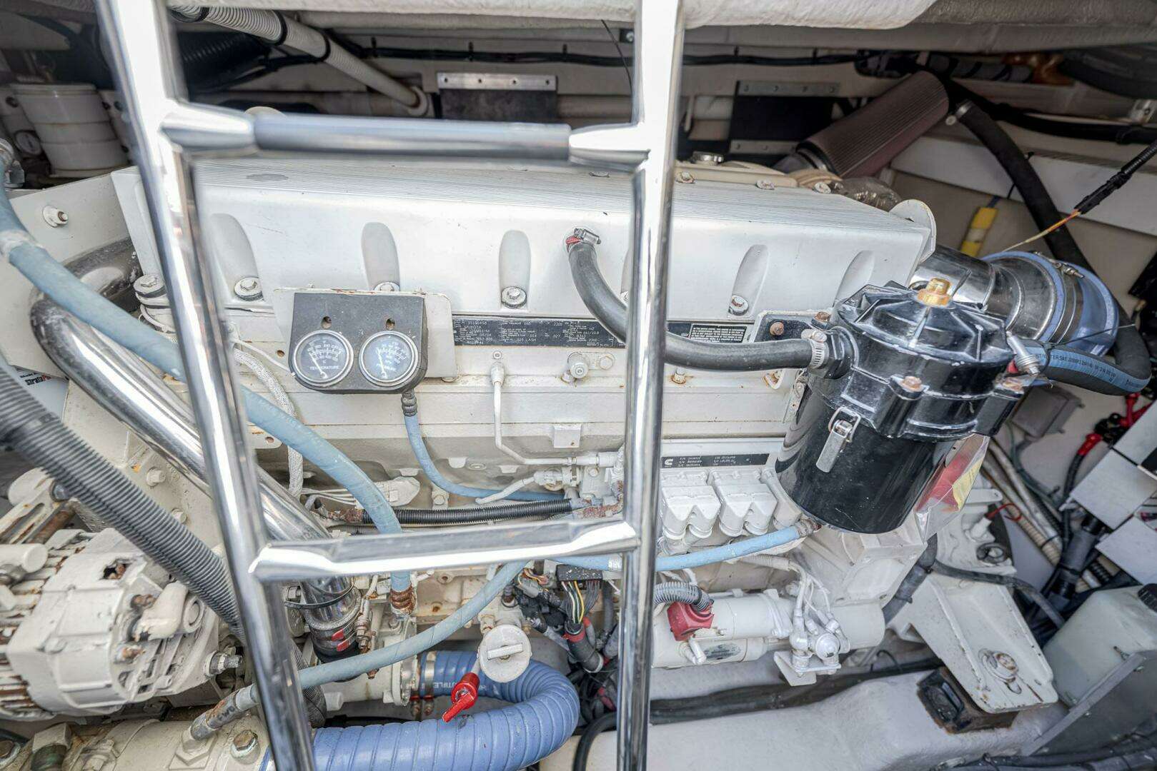 2005 Sea Ray 500 Sundancer - Image 48