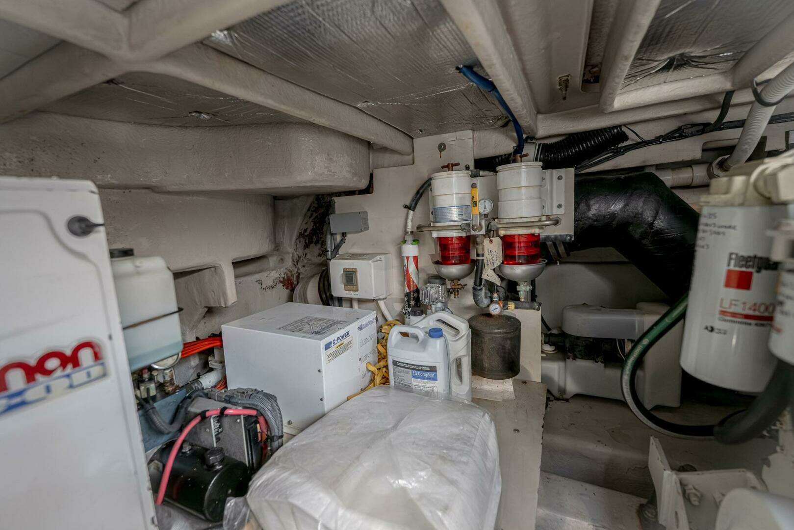 2005 Sea Ray 500 Sundancer - Image 49