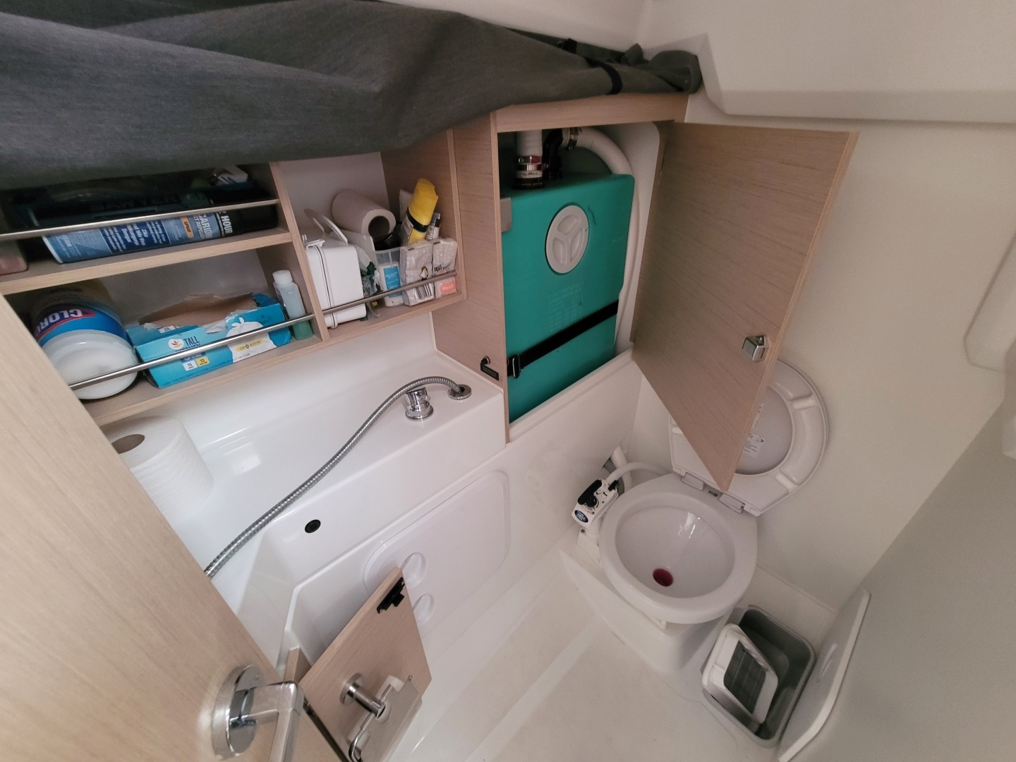 2020 Beneteau 30.1 - Image 48