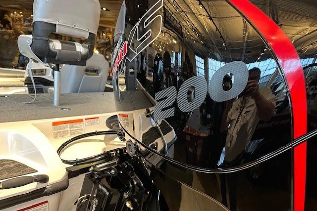 2026 Nitro Z19 XL Pro boat with powerful 200 HP engine, sleek design.