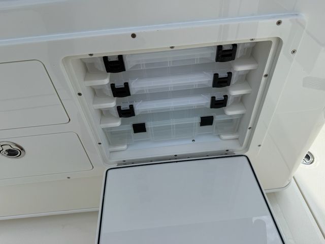 2027 Cobia 245 Center Console - 13