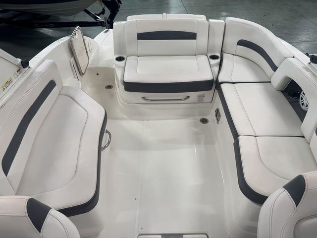 2016 Chaparral 264 Sunesta - 9