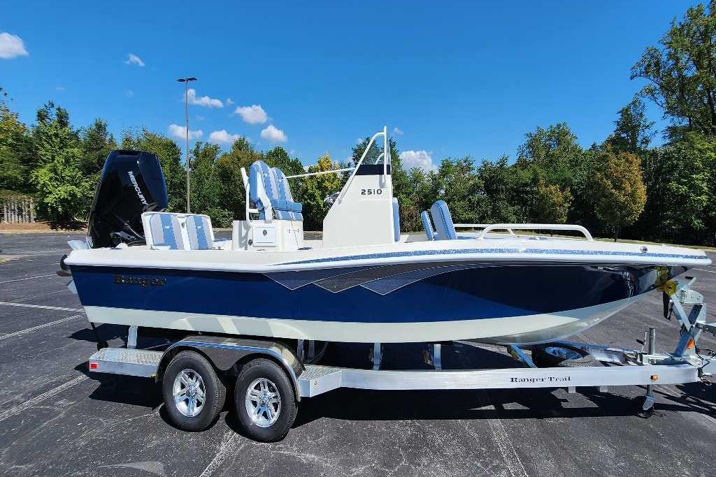2025 Ranger 2510 Bay