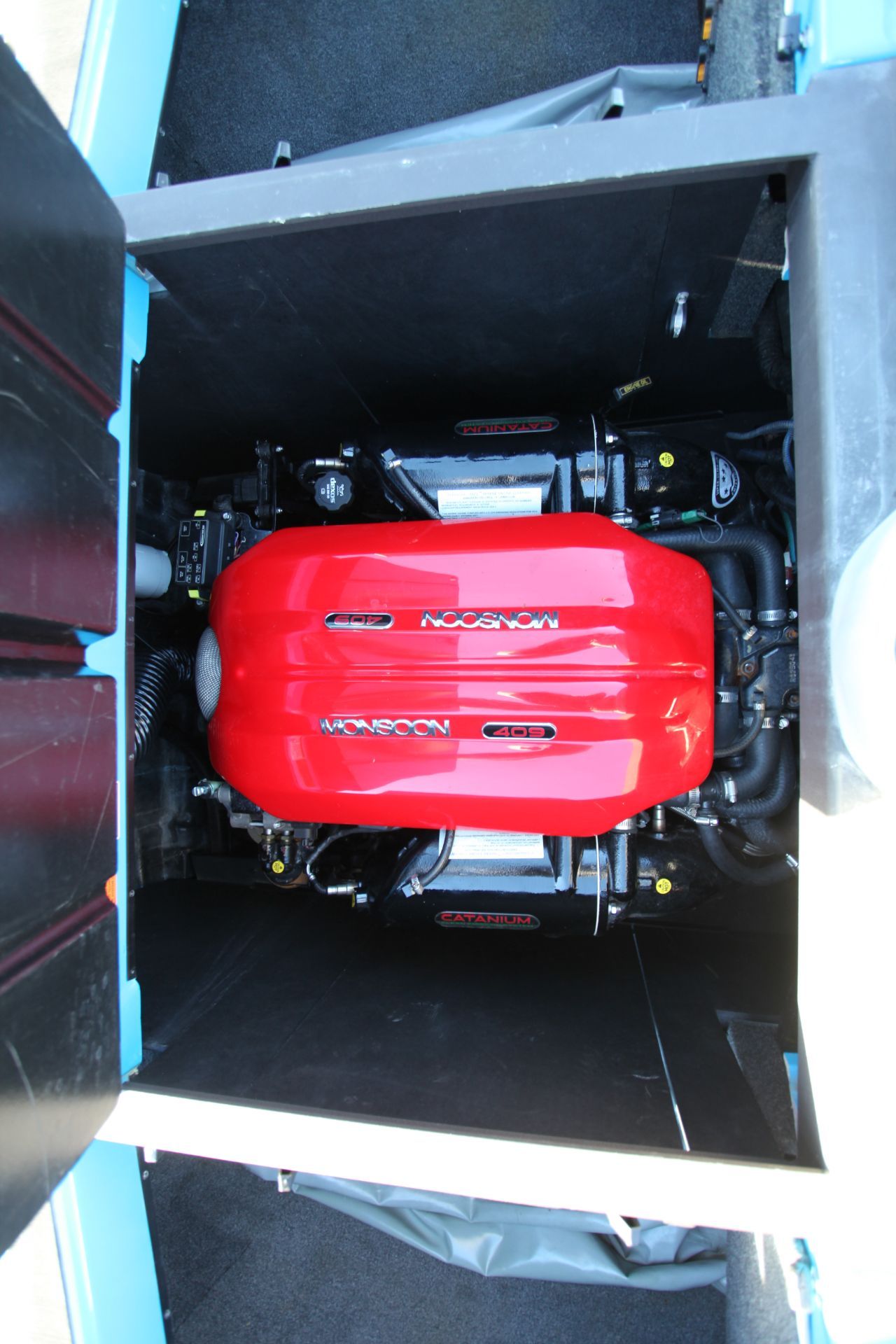 2019 Axis A24 - 15