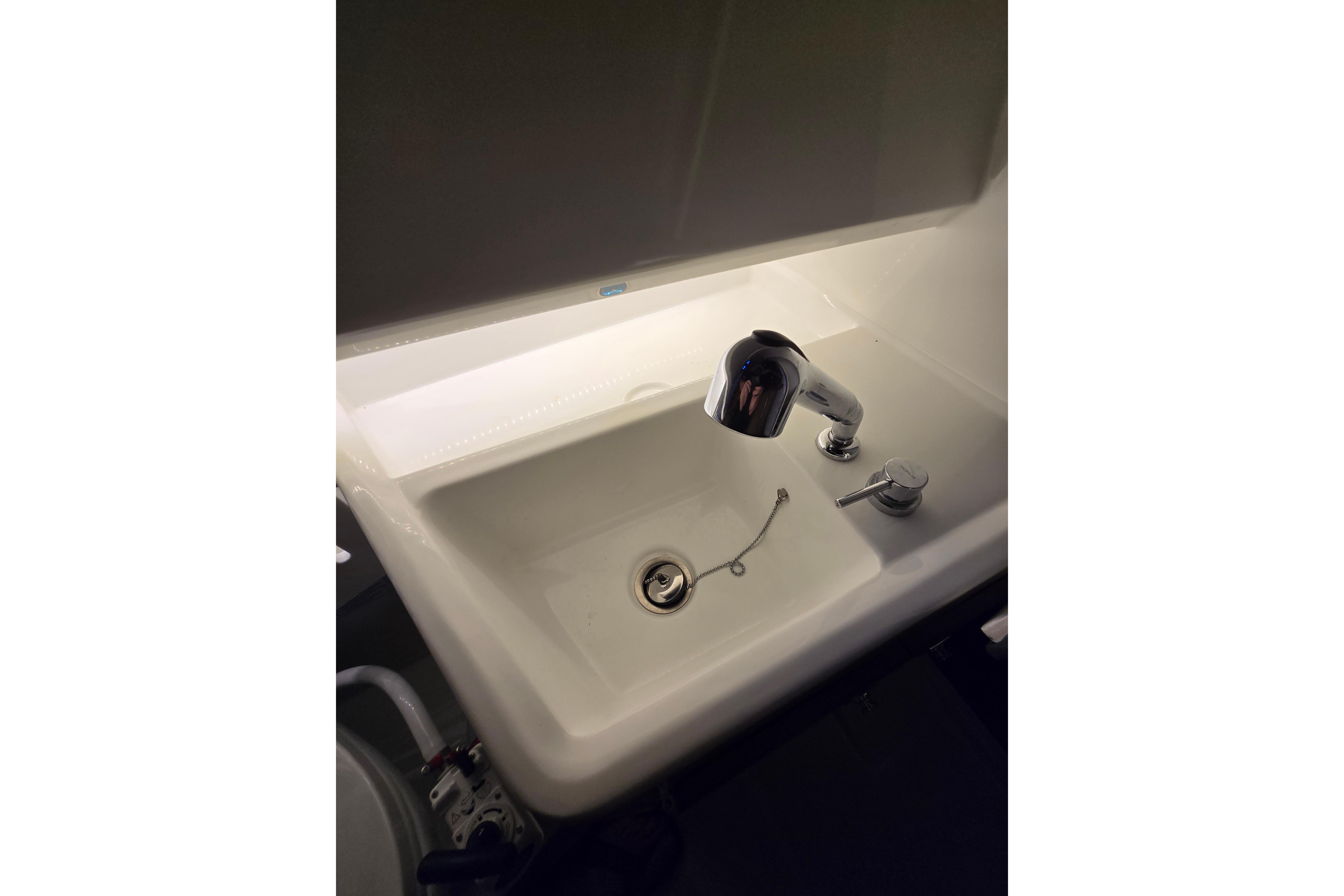 2023 Jeanneau NC Sport 895 - 52