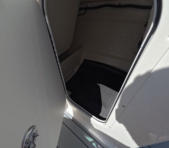 2026 Chaparral 23 SSi OB In Stock Trailer included - 24