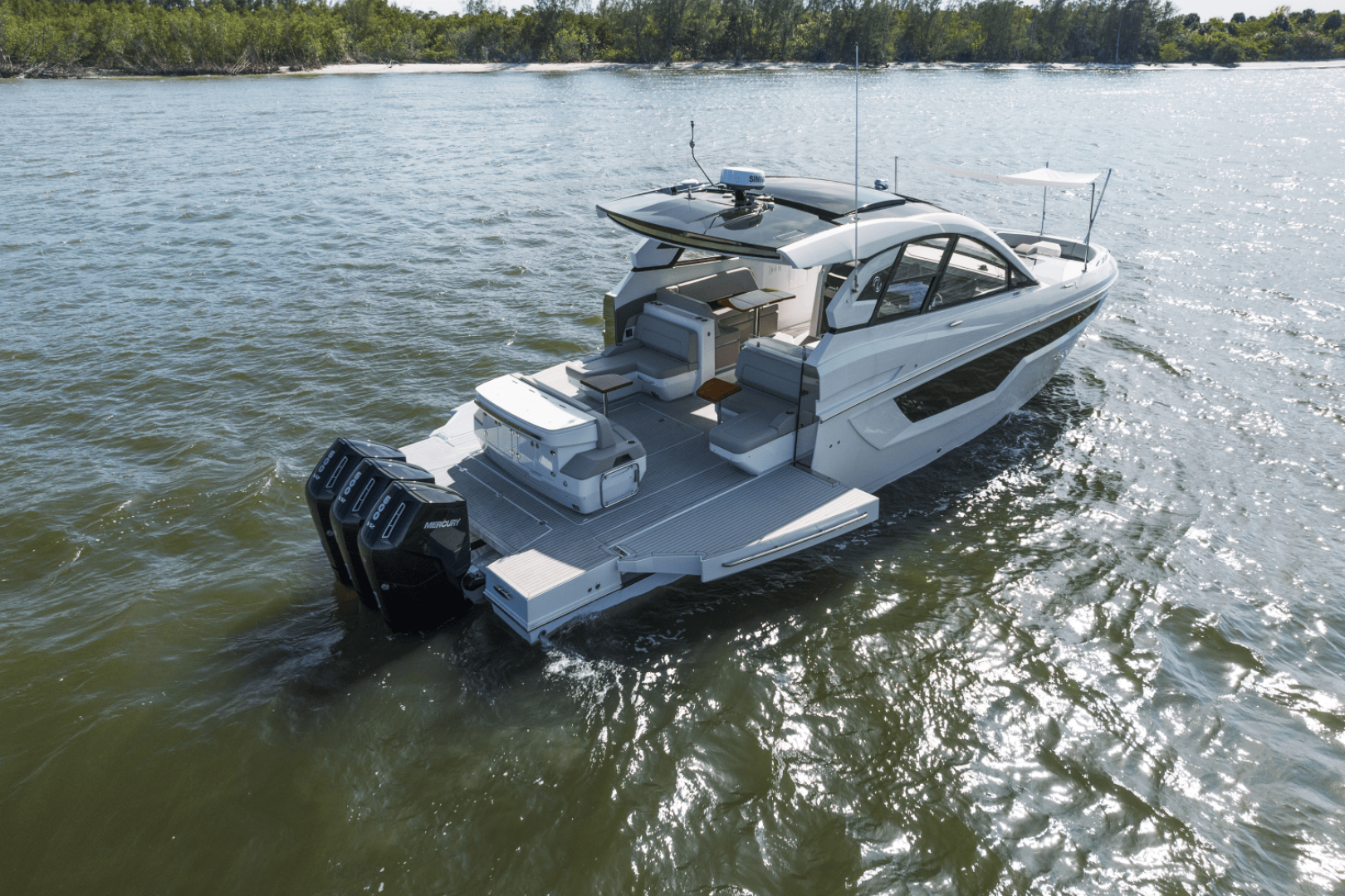 2026 Cruisers Yachts 50GLS OB - Image 19