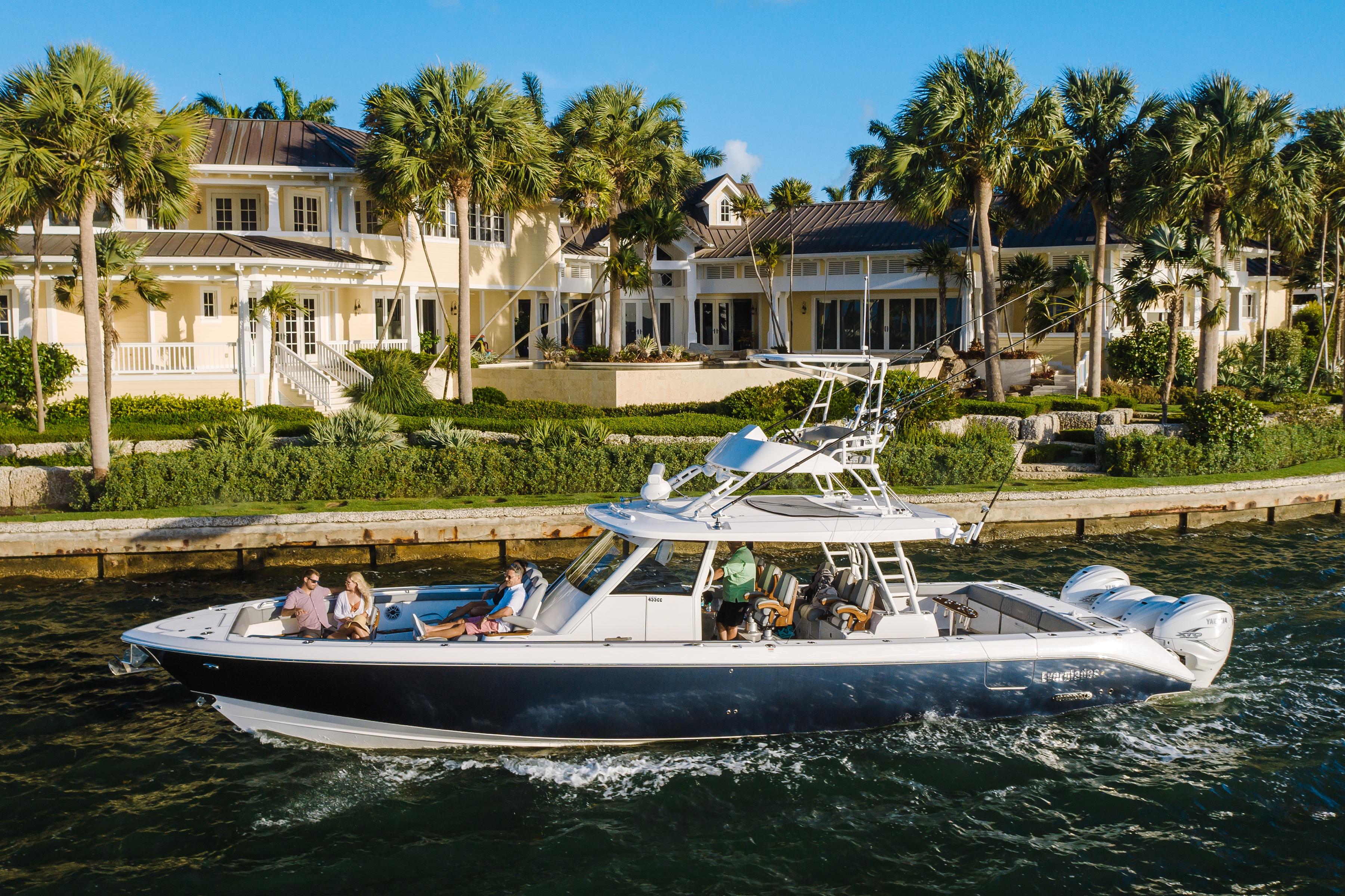 2026 Everglades 455 Center Console