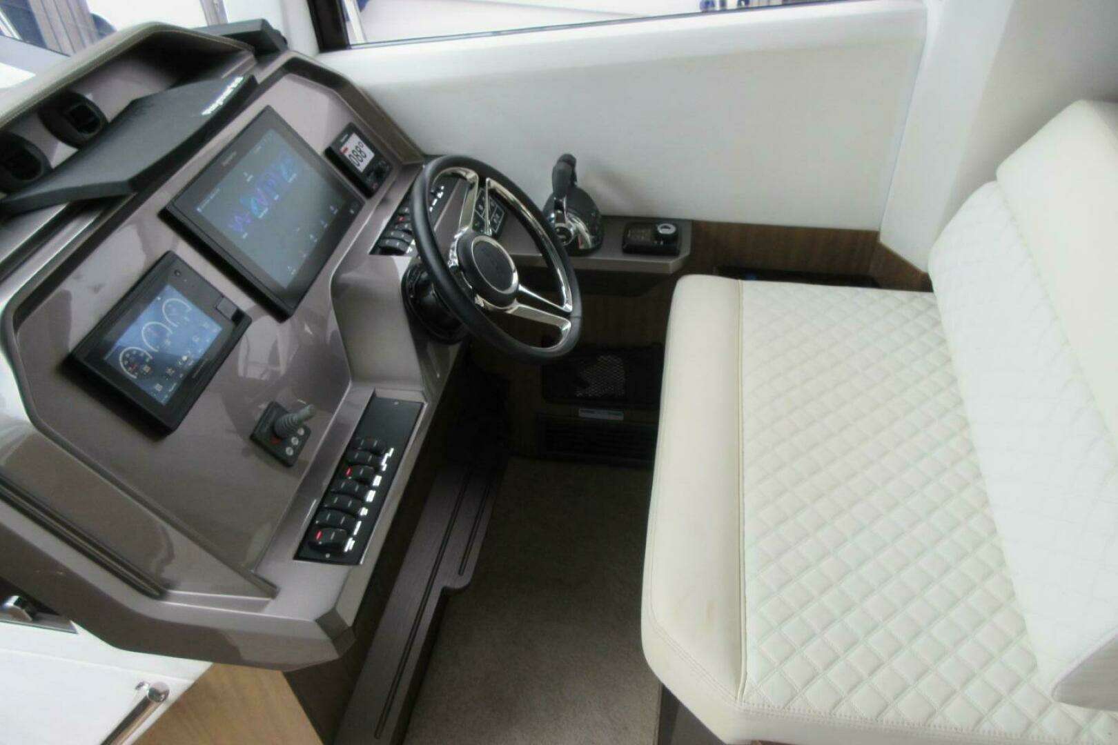 2019 Galeon 470 Sky - Image 17