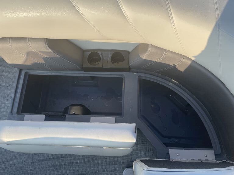 2022 Sylvan 820 PF Mirage - 12