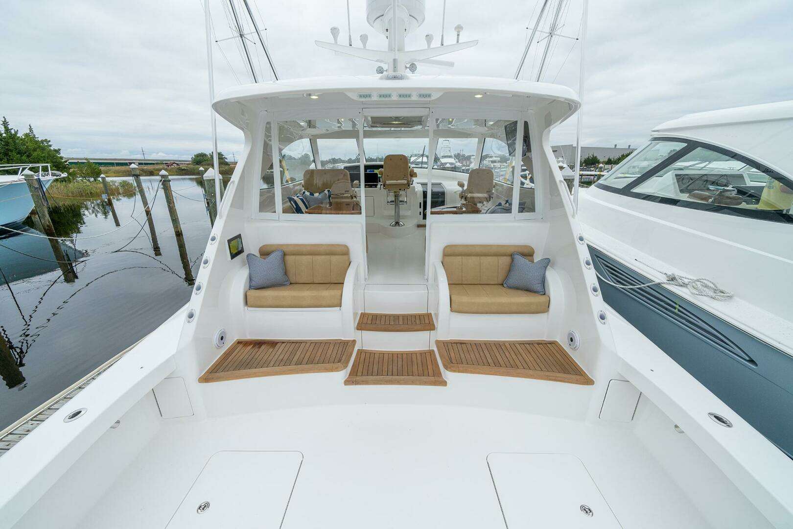 2026 Viking 54 Sport Coupe - Image 8