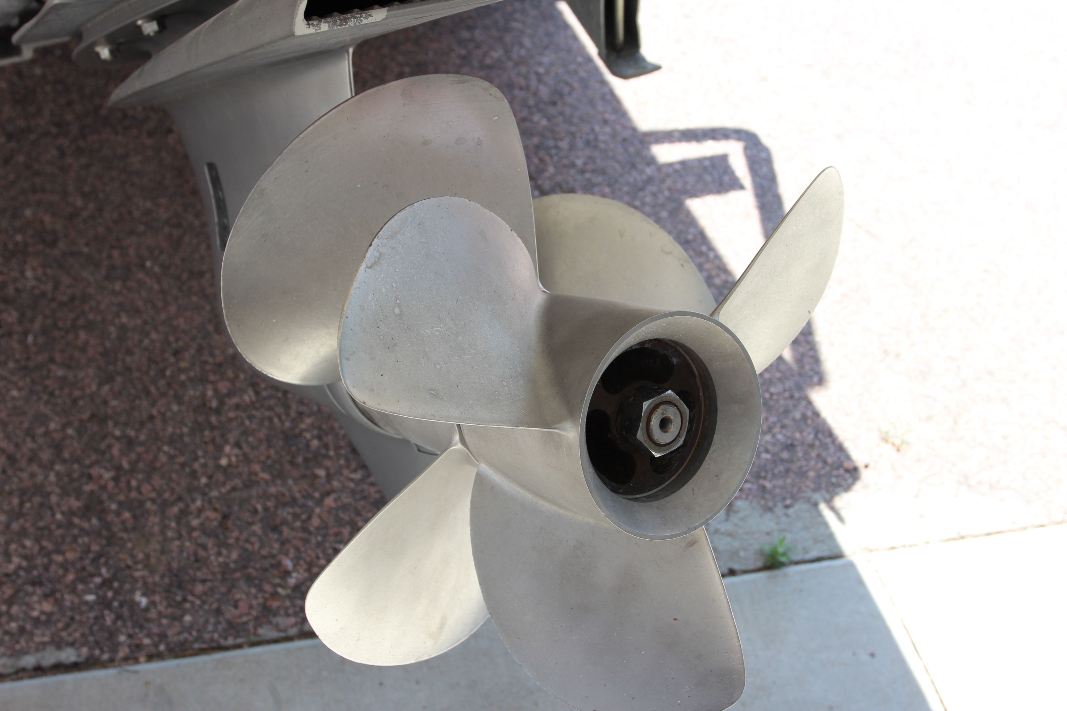 Close-up of a propeller on a 2015 Monterey 268SSC boat.