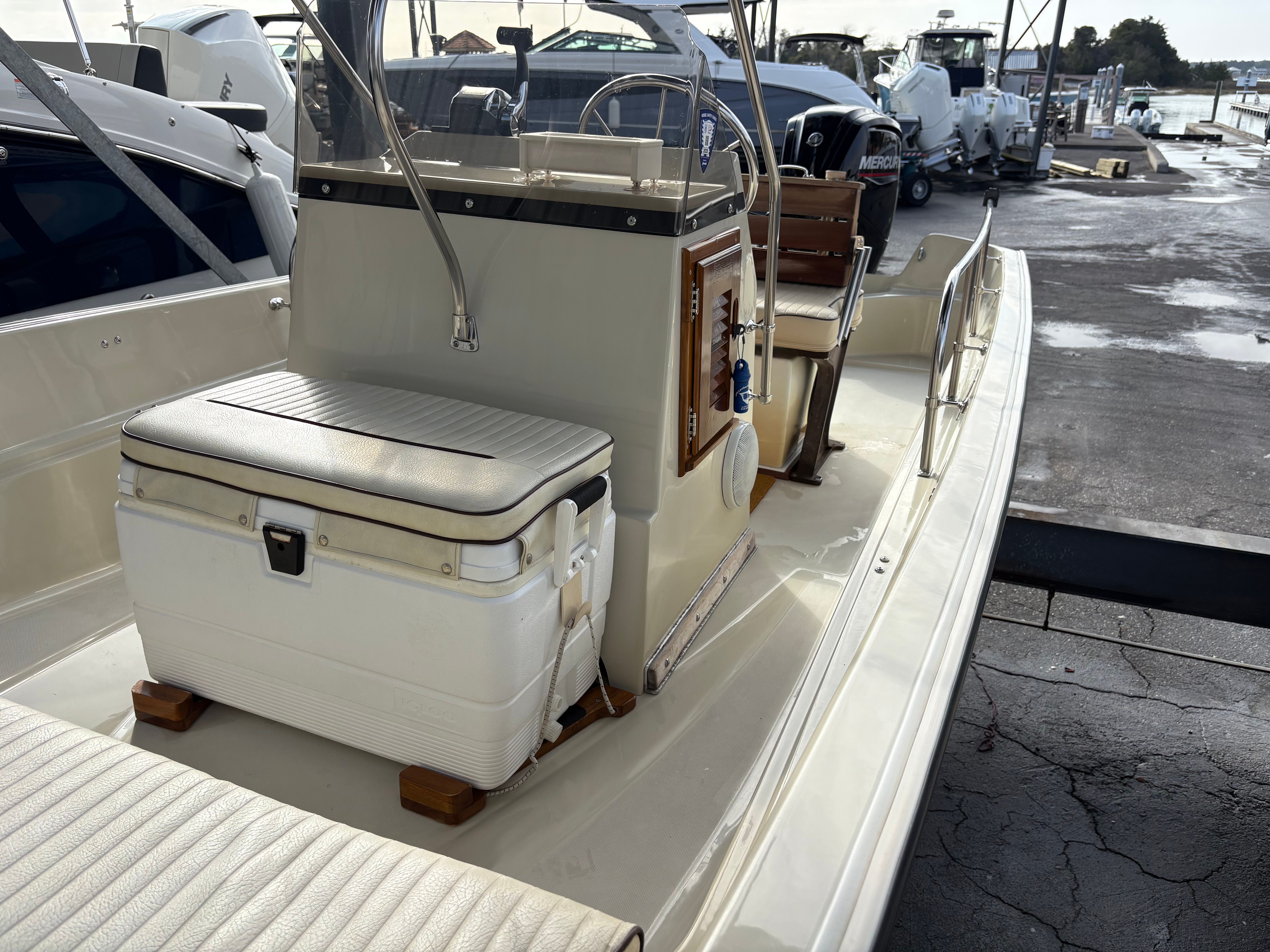 1990 Boston Whaler 17 Montauk - 16