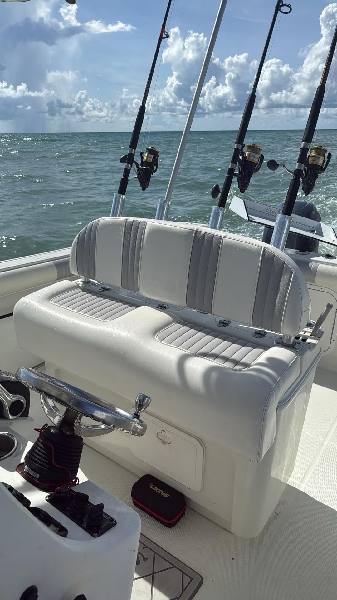 2008 Sailfish 2660 CC - 10