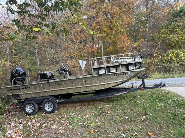 2022 Tracker Grizzly 2072 CC Sportsman - 11