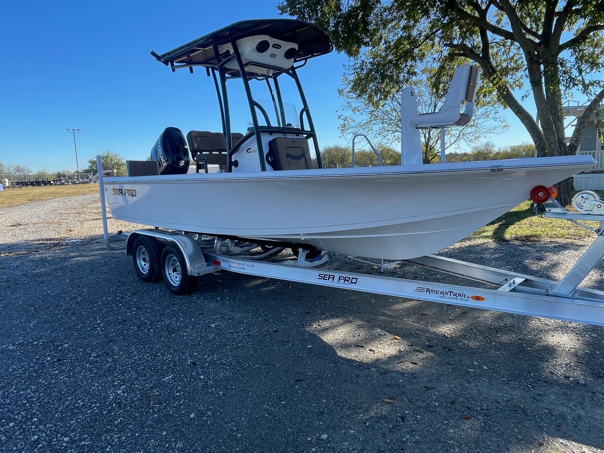 2025 Sea Pro 210 Bay