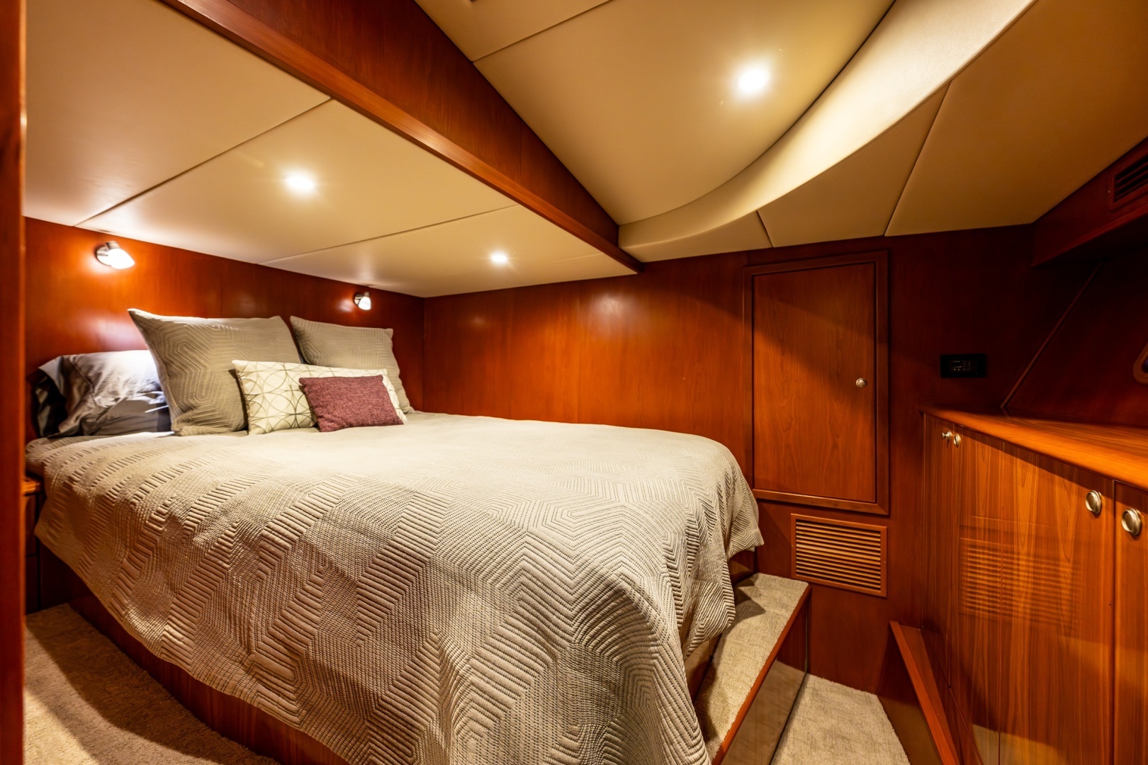 2009 Powercat 58 - Image 35