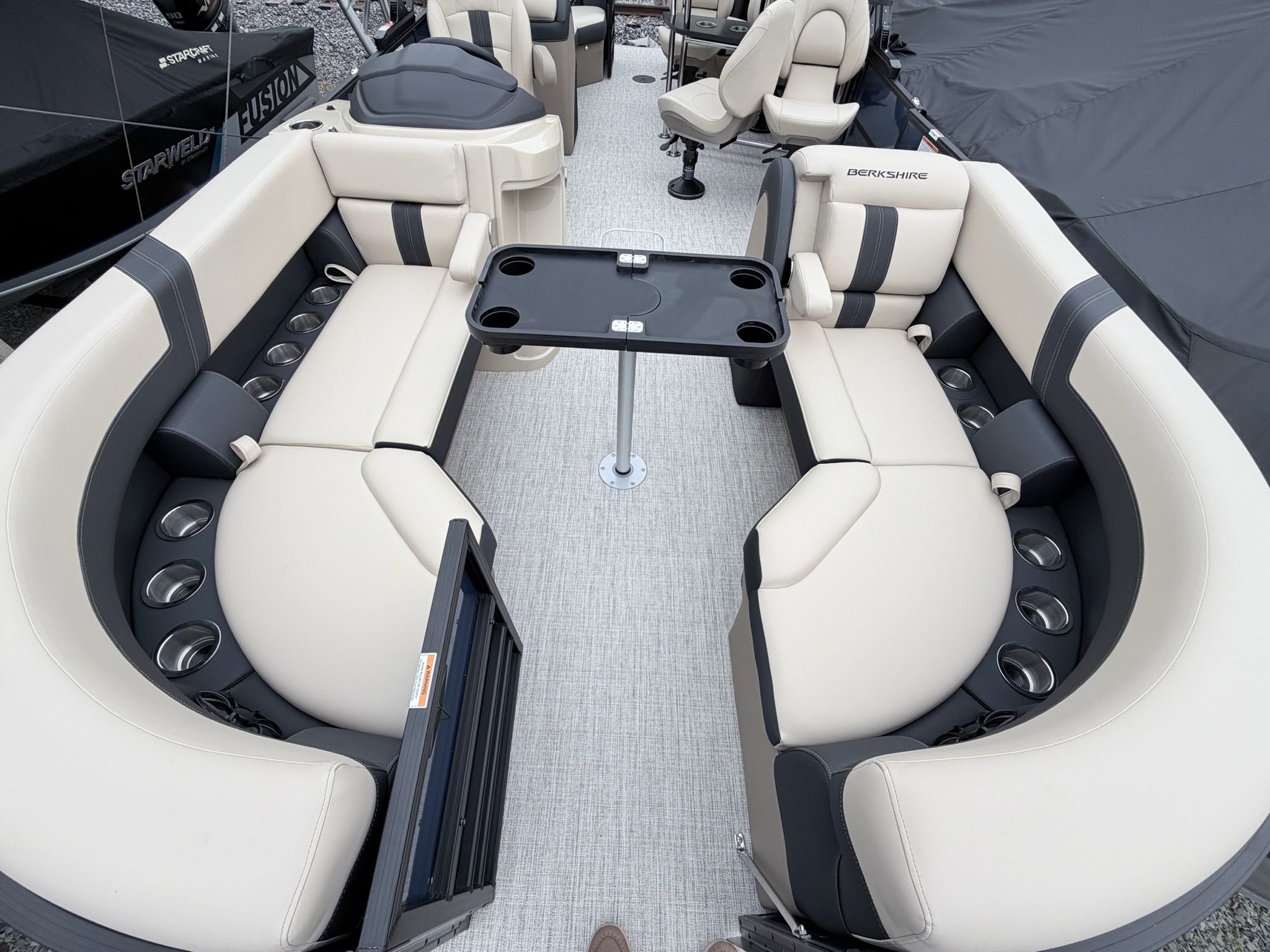 2026 Berkshire 24E CTS 3.0 Tritoon - 9