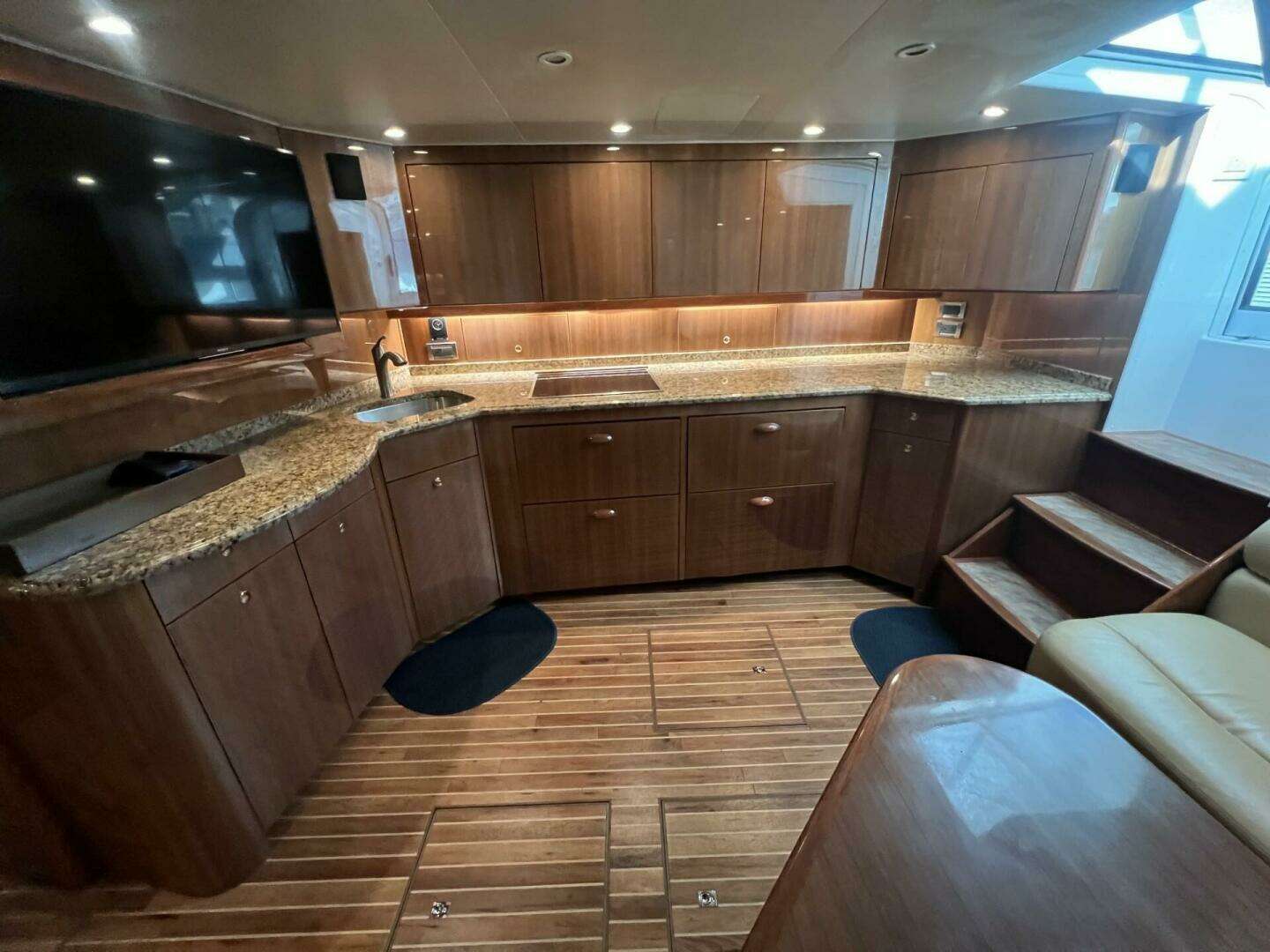 2007 Viking 52 Open - Image 18