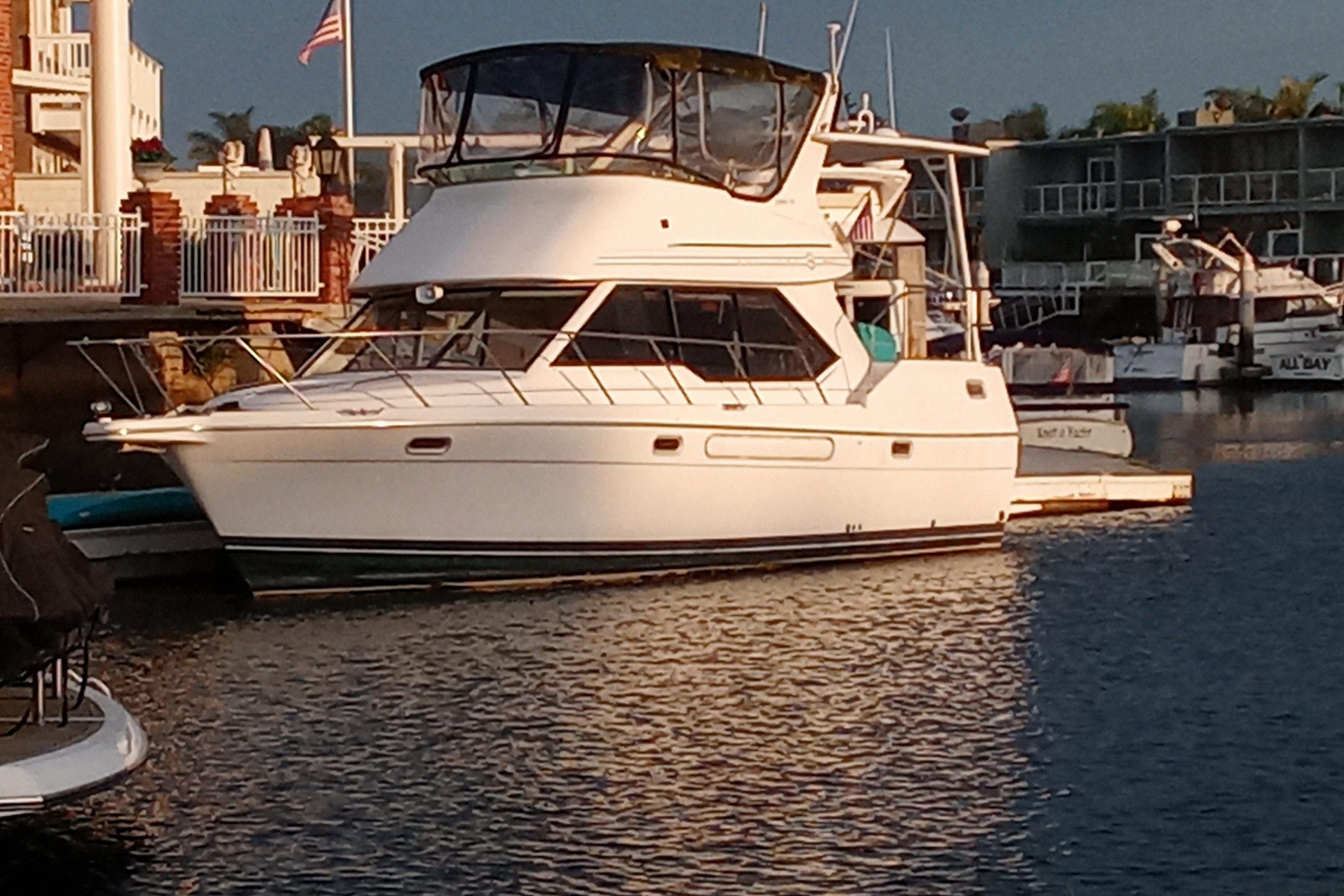 1997 Bayliner 3587 Motoryacht