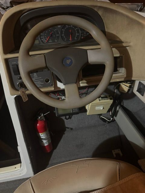 1994 Four Winns Sundowner 215