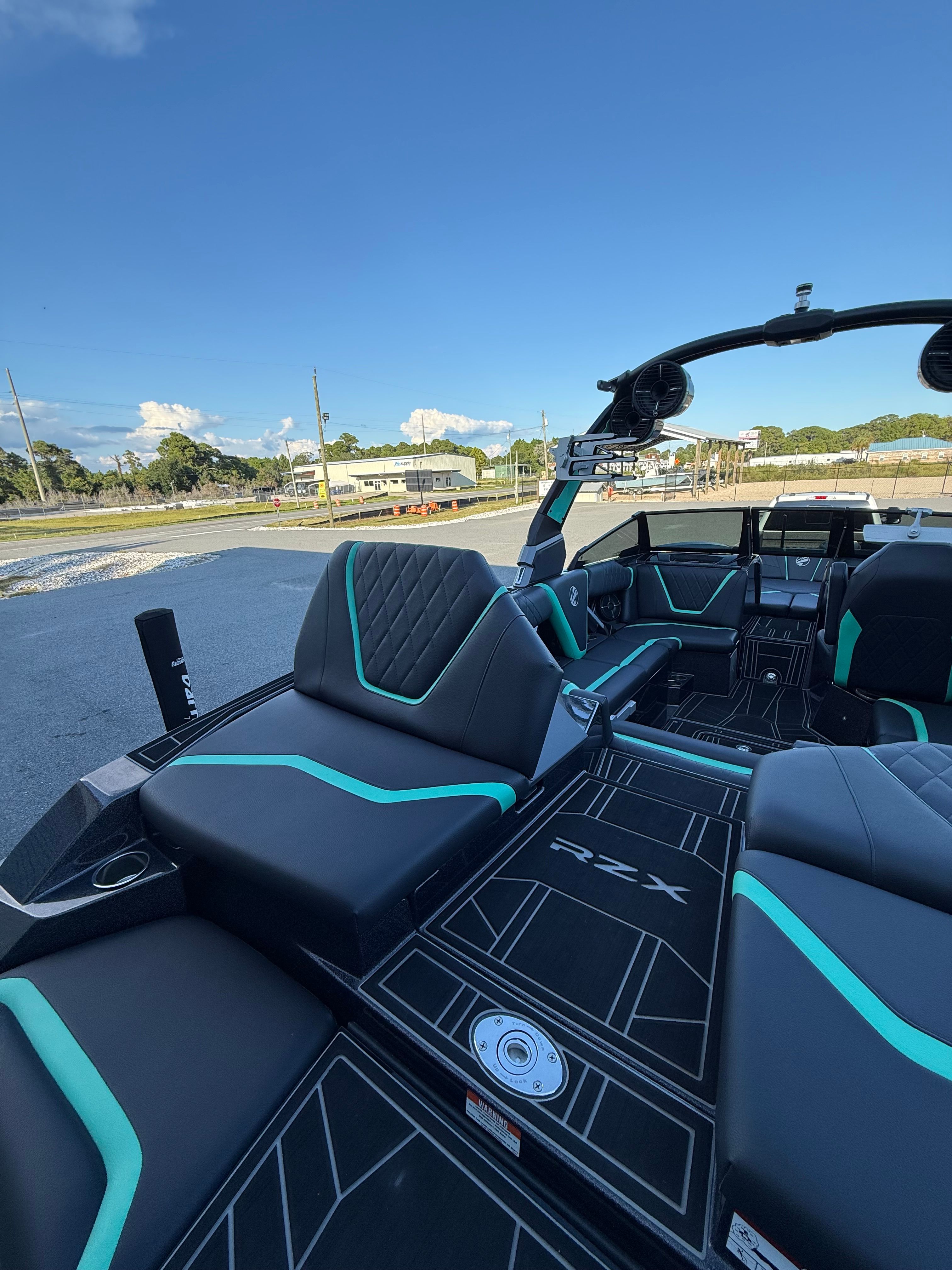 2021 Tigé 23RZX - 17