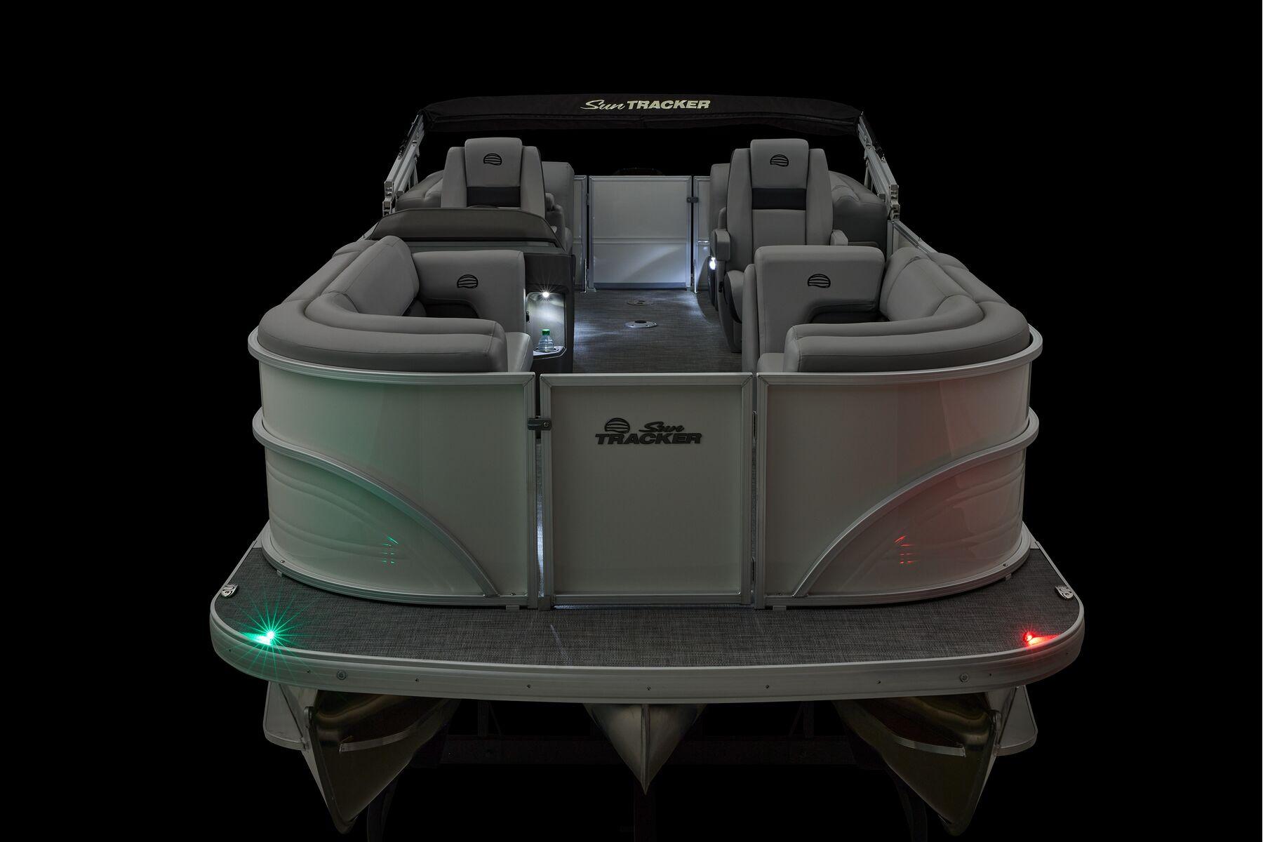 2026 Sun Tracker Party Barge 22 XP3 - 50