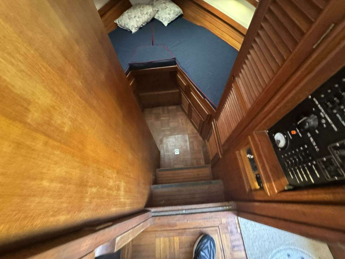 1986 Marine Trader 34 Double Cabin - Image 124