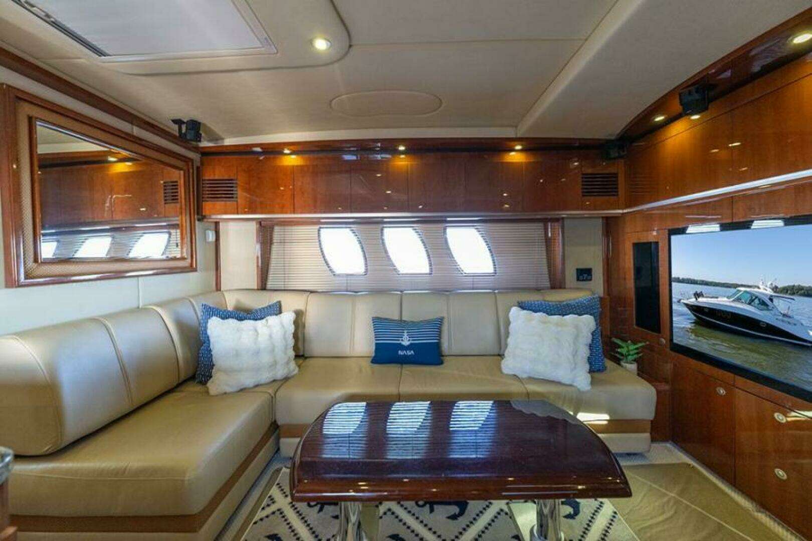 2007 Sea Ray 48 Sundancer - Image 8