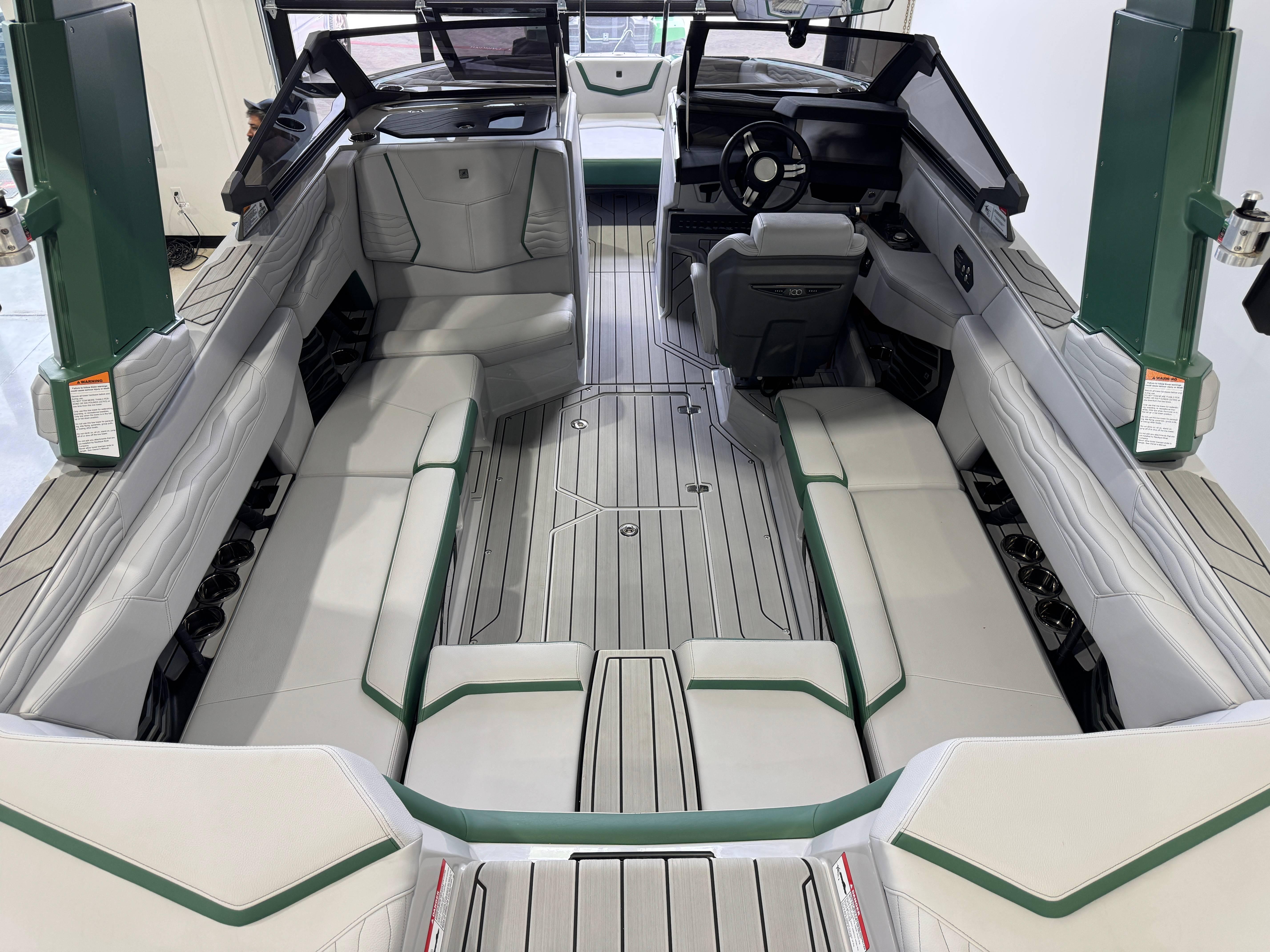 2025 Nautique Super Air Nautique G23 - 12