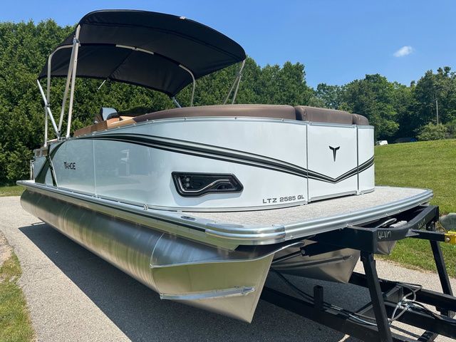 2026 Tahoe 2585 QL LTZ - 9