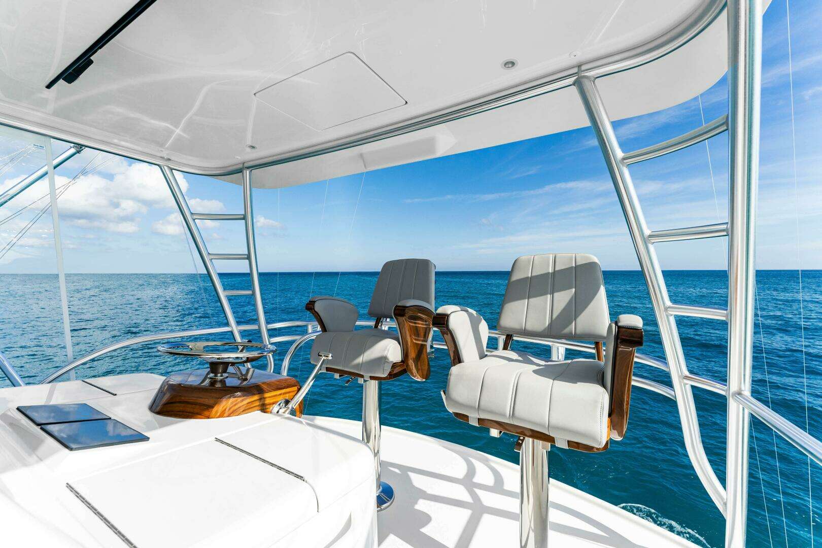 2026 Viking 50 Convertible - Image 12