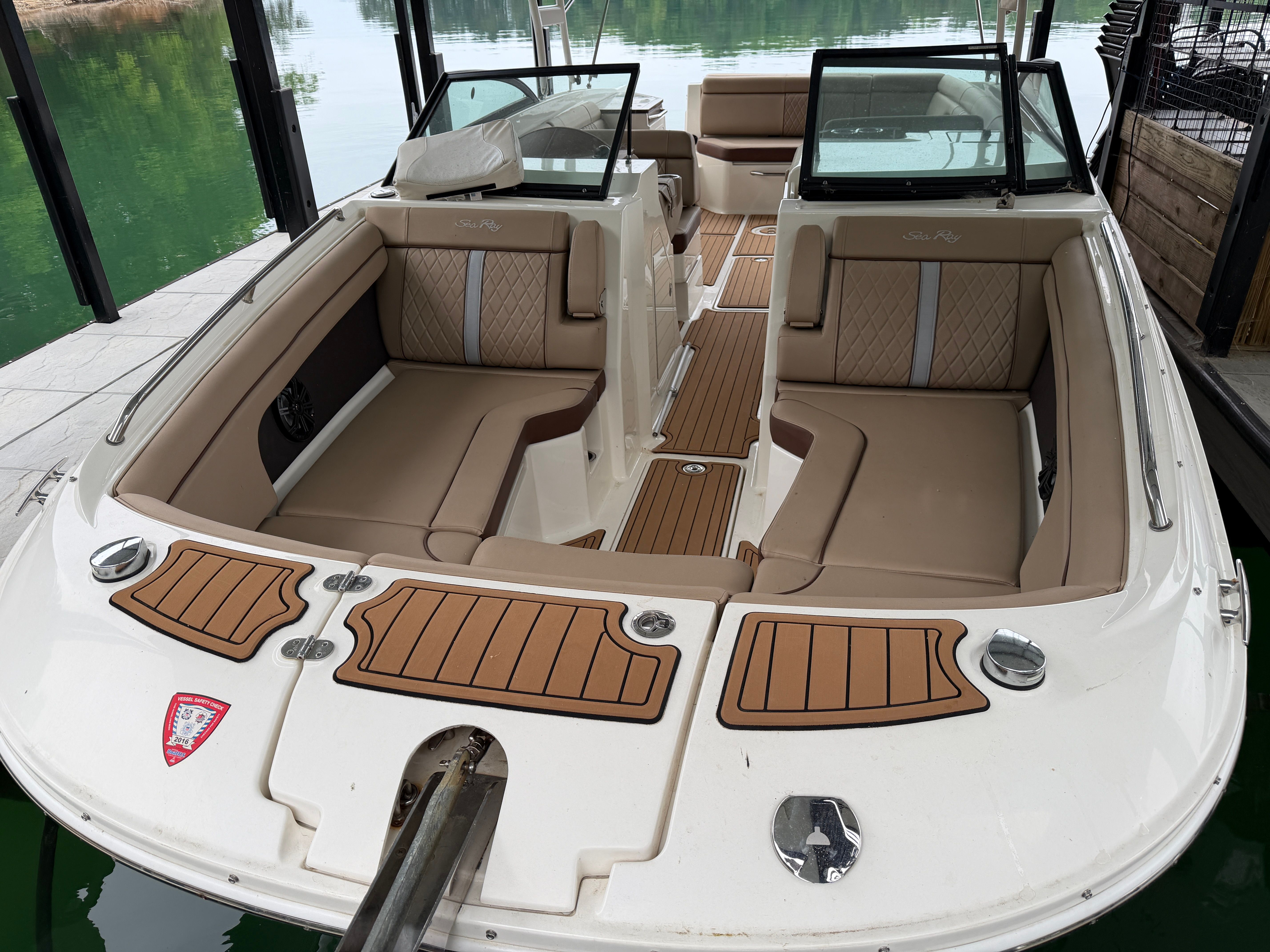 2016 Sea Ray 290 Sundeck boat with luxurious interior.