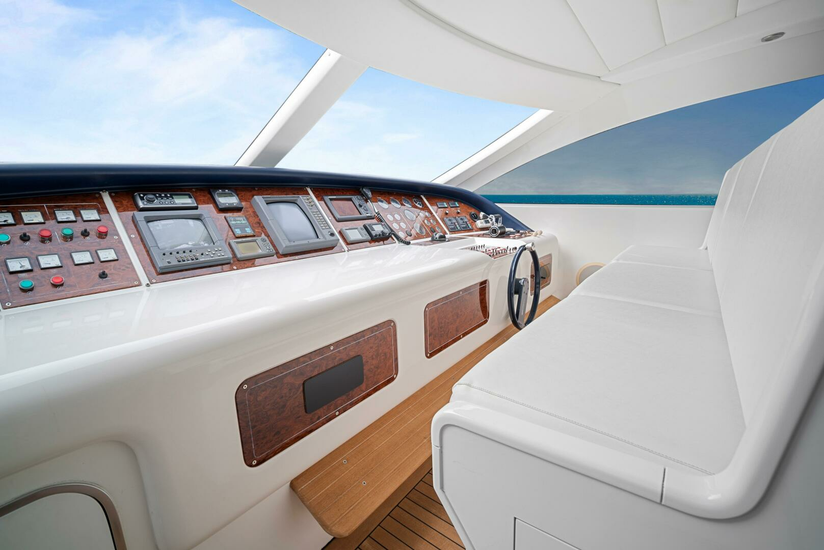 2001 Mangusta 72 - Image 46