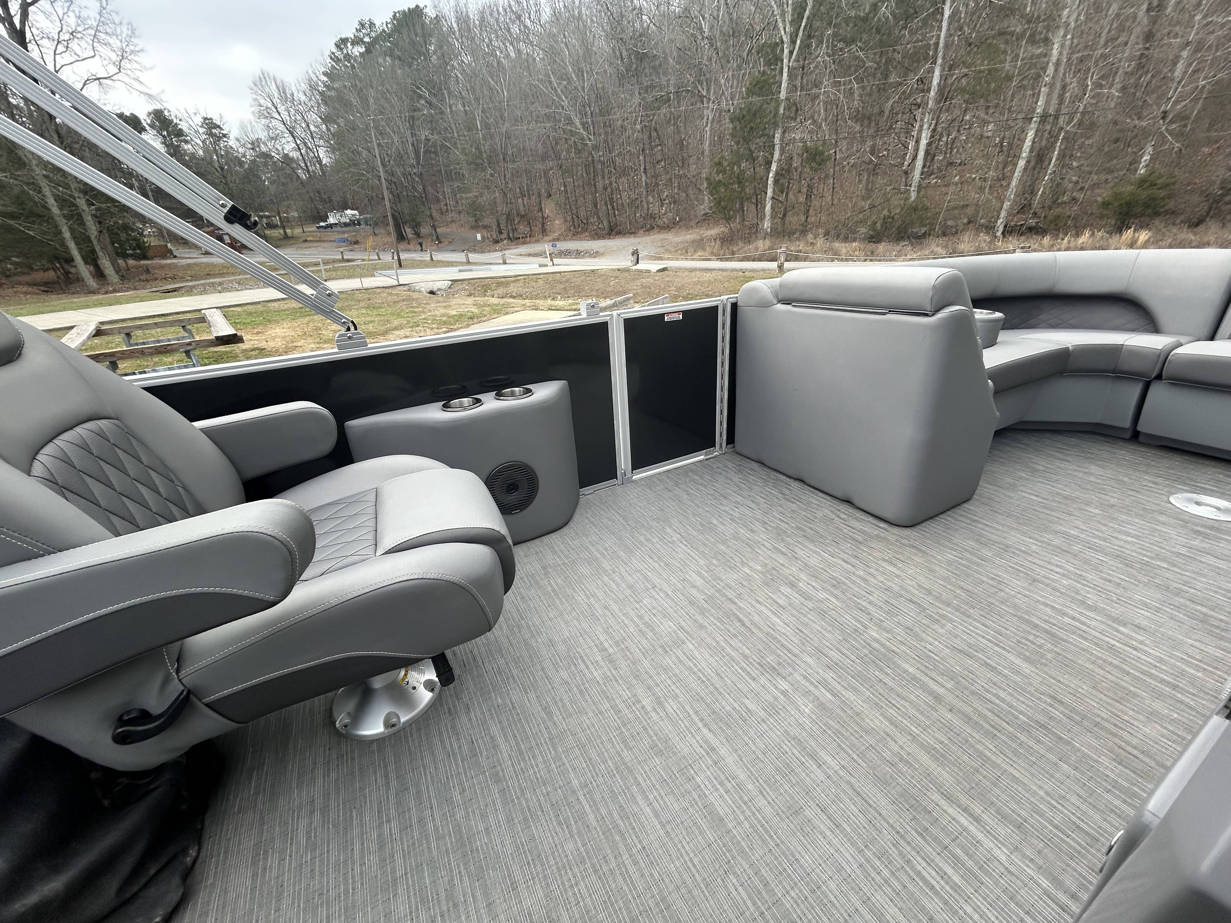 2023 Bennington 23 LSB - 4