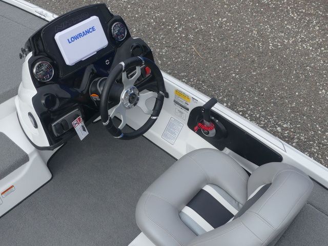 2026 Nitro Z17 - 15