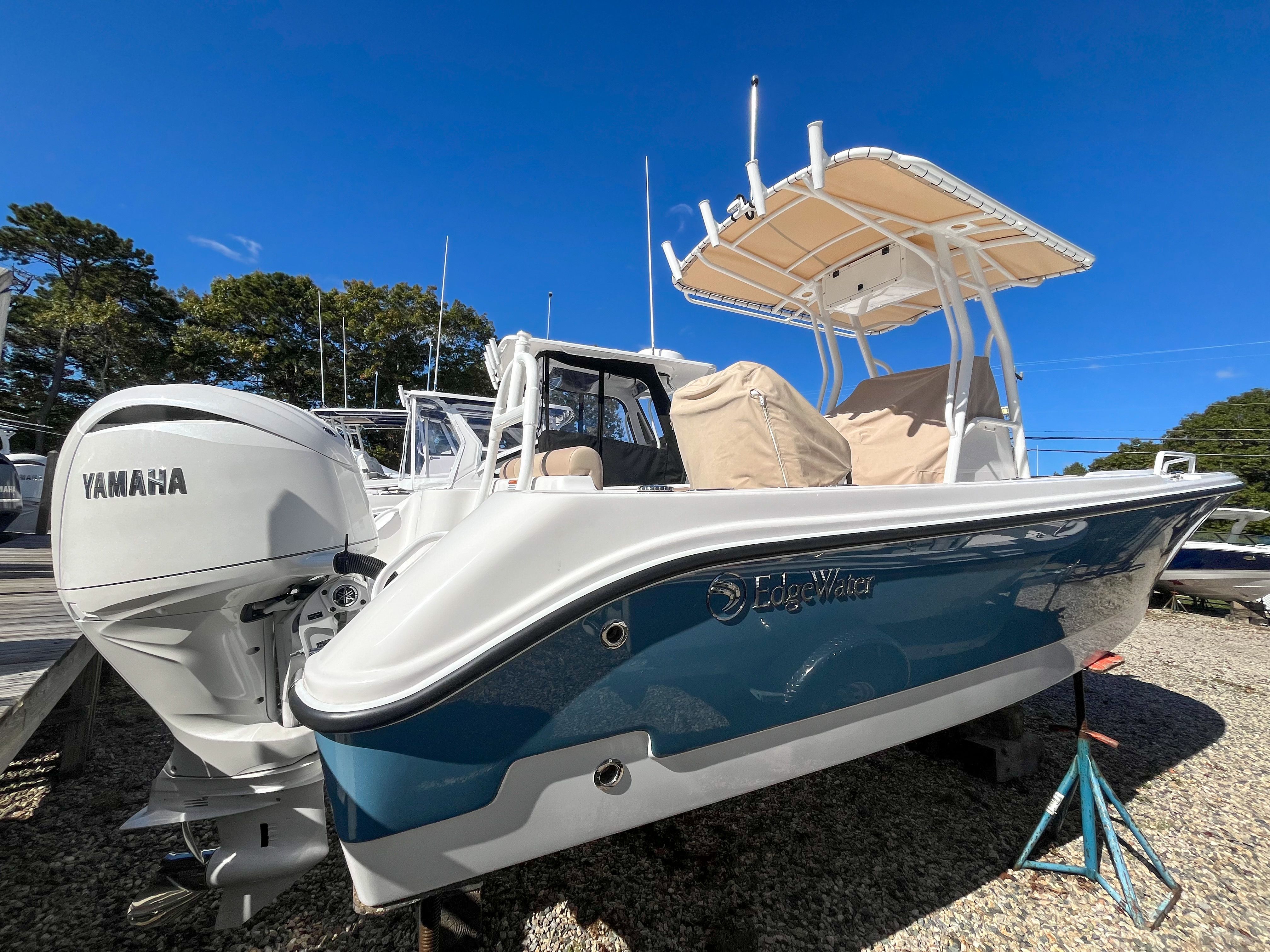 2025 Edgewater 208CC