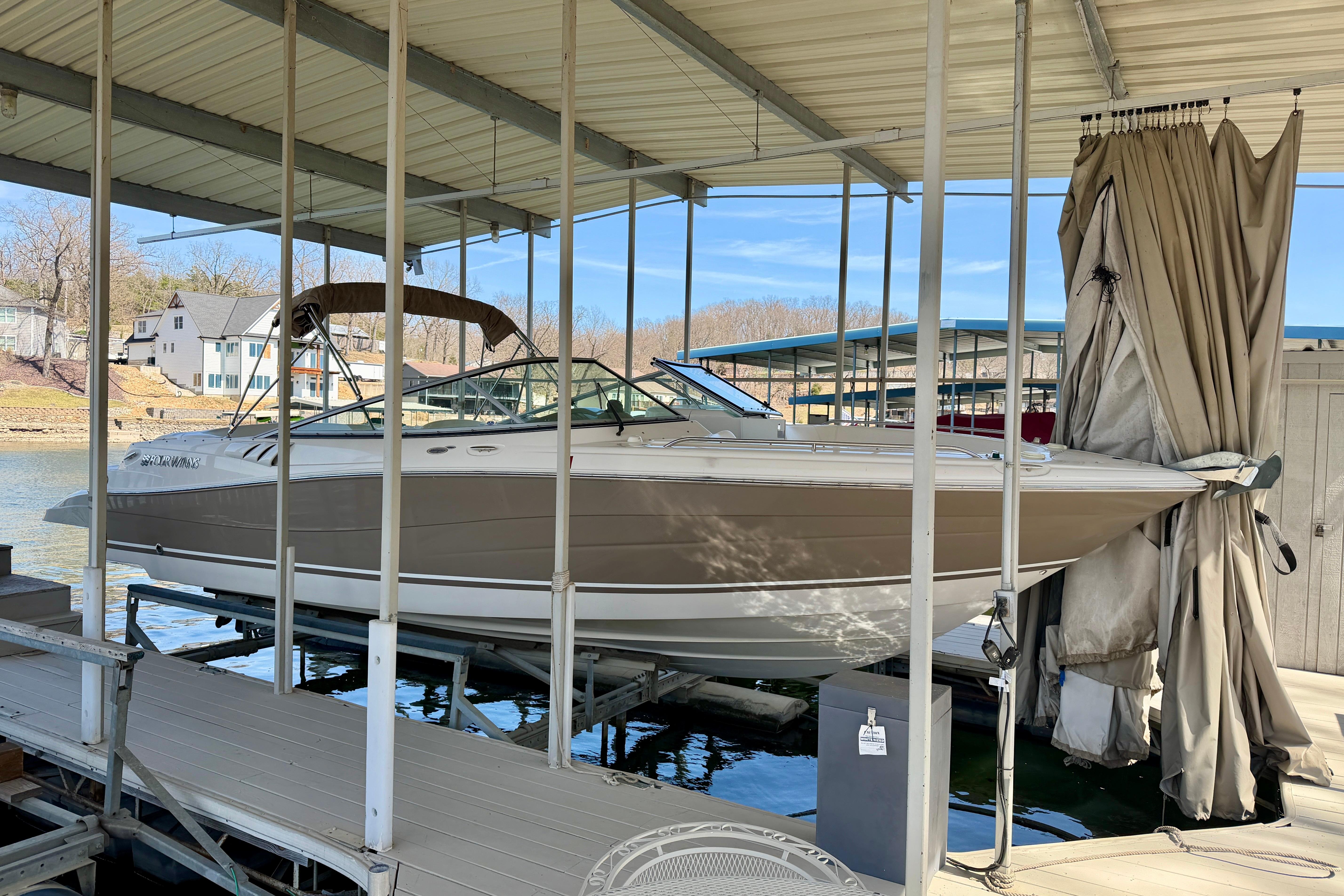 2004 Four Winns 280 Horizon