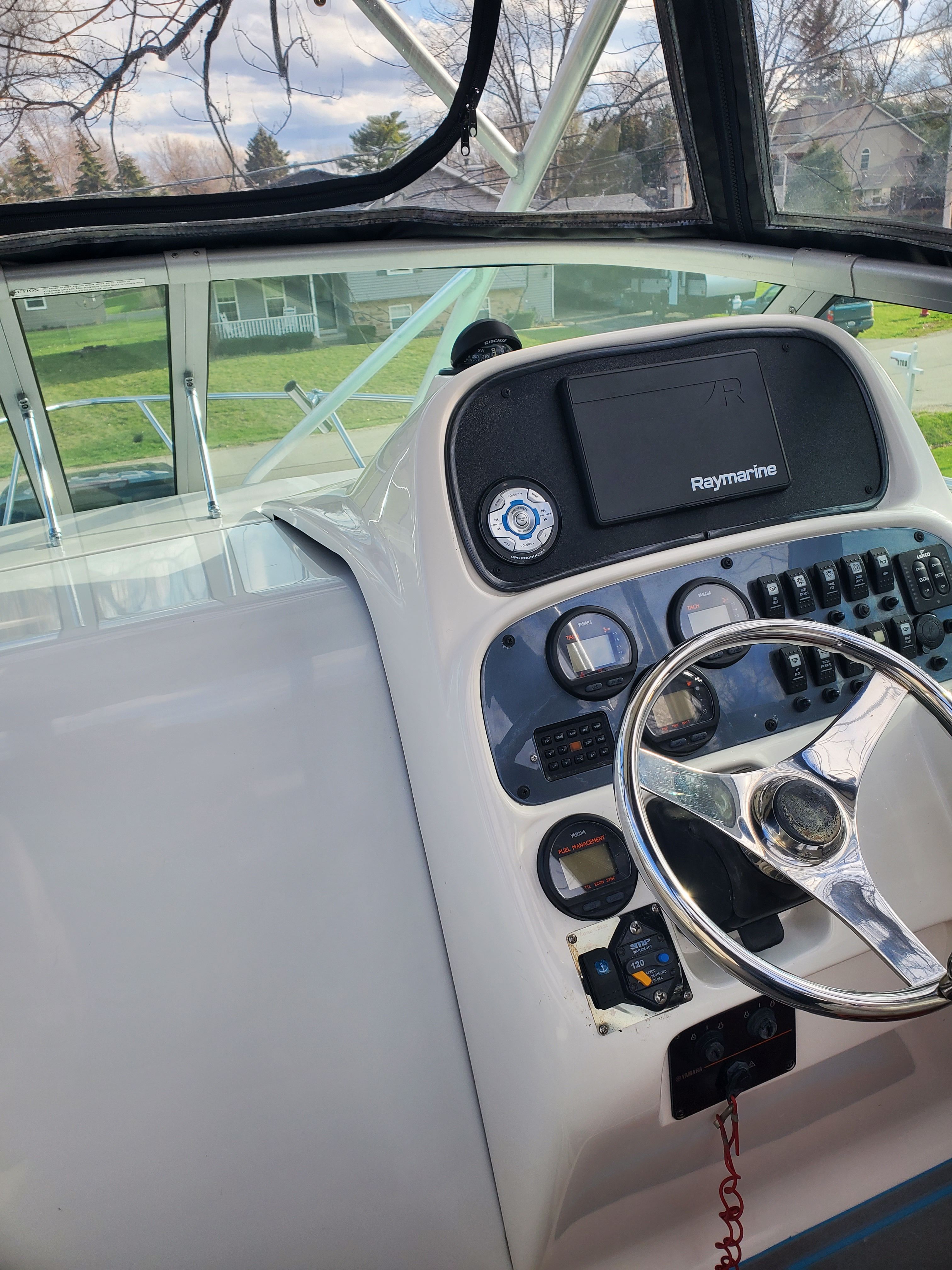 Helm console of a 2005 Robalo R265 Walkaround boat.