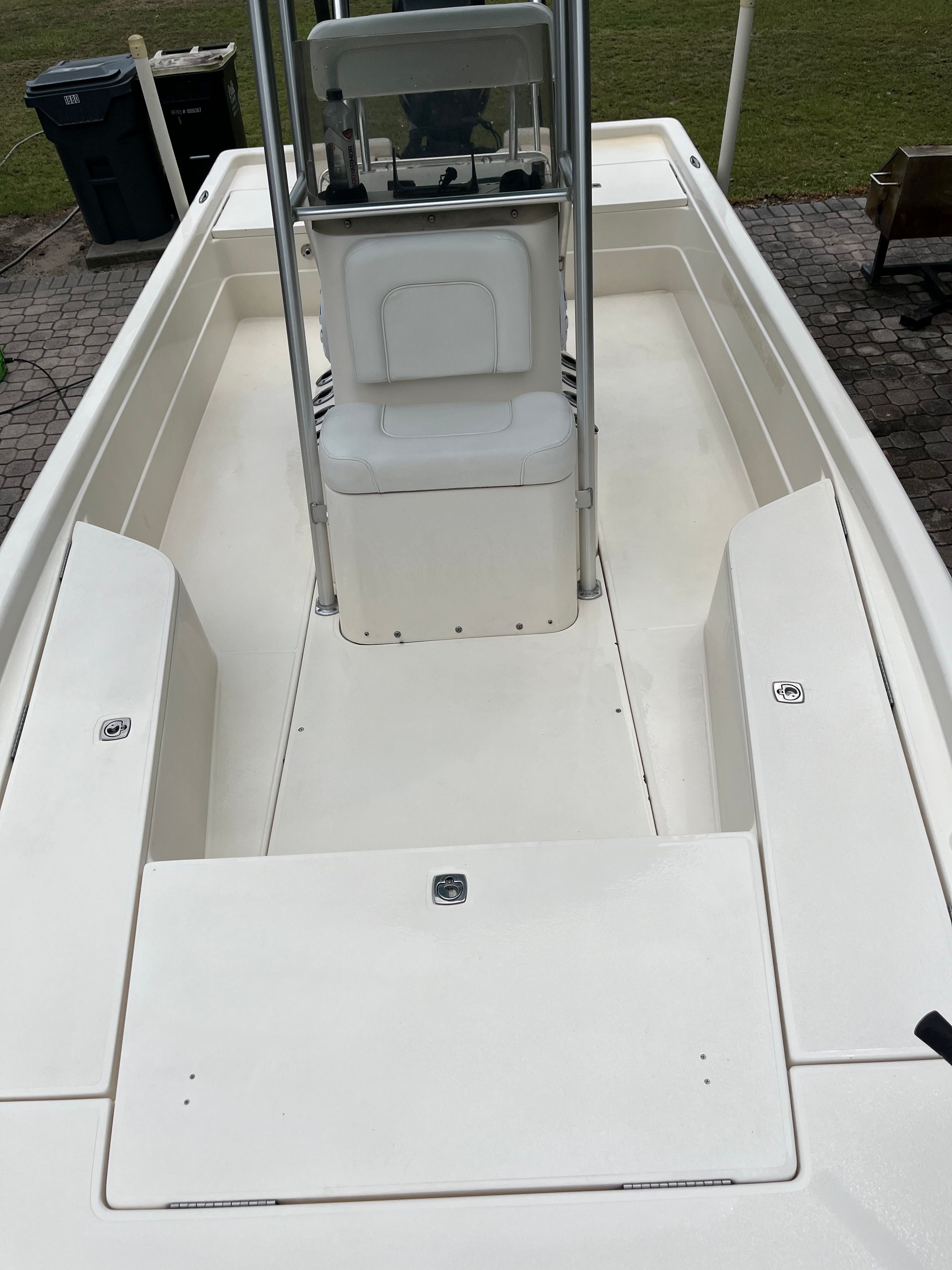 2006 ShearWater 2200 - 20