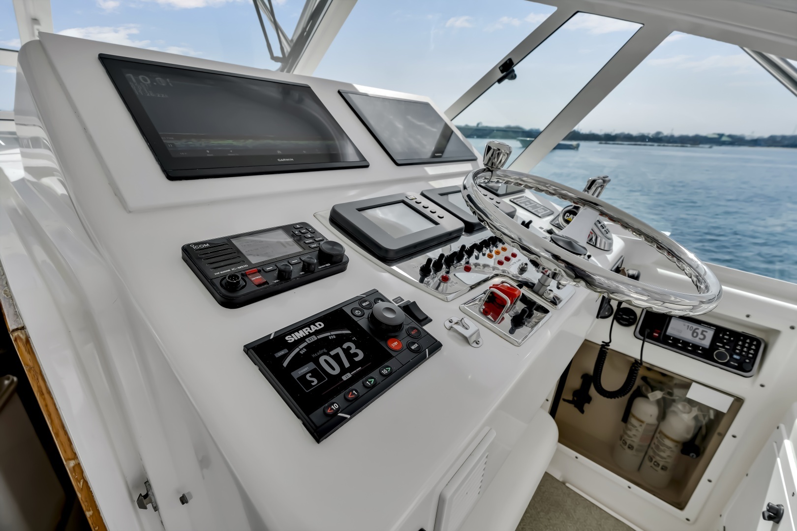 2005 Cabo 35 Express - Image 45