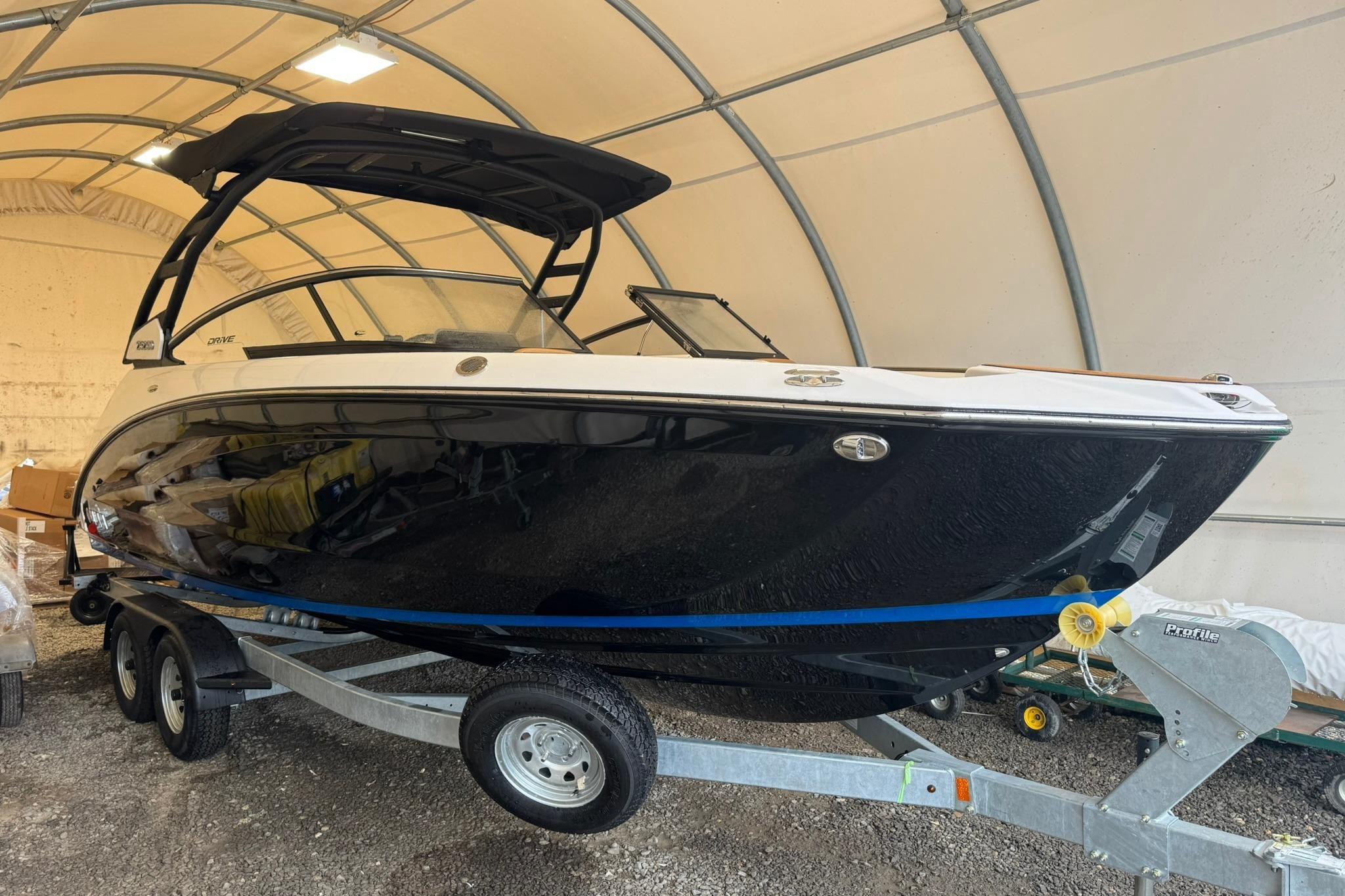 2026 Yamaha Boats 252SD